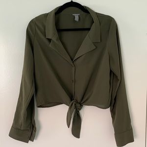 Dressy crop tie front top